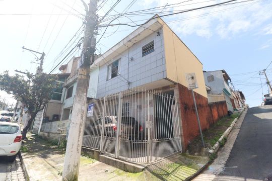 Fachada de casa à venda com 3 quartos, 83m² em Parada Inglesa, São Paulo