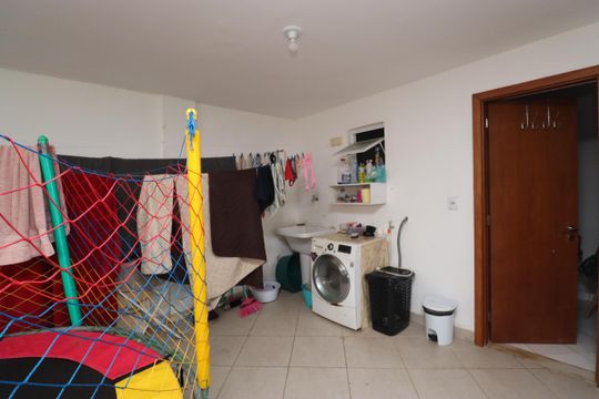 Área de Serviço de casa de condomínio para alugar com 3 quartos, 300m² em Pituaçu, Salvador