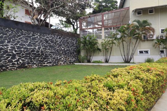 Área comum de casa de condomínio para alugar com 3 quartos, 300m² em Pituaçu, Salvador