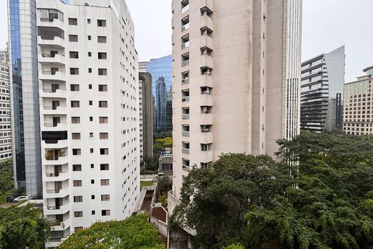 Vista de apartamento para alugar com 2 quartos, 84m² em Itaim Bibi, São Paulo