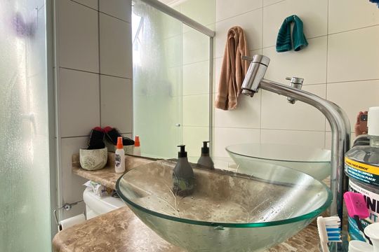 Banheiro de apartamento para alugar com 2 quartos, 57m² em Cidade das Flores, Osasco