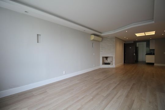 Sala de apartamento para alugar com 3 quartos, 128m² em Morumbi, São Paulo