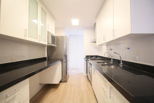 Cozinha - Armários de apartamento para alugar com 3 quartos, 128m² em Morumbi, São Paulo
