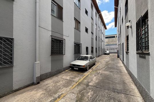 Garagem de apartamento à venda com 2 quartos, 48m² em Itapoã, Belo Horizonte