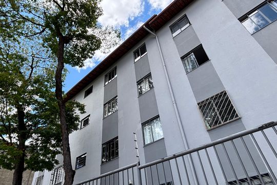 Fachada de apartamento à venda com 2 quartos, 48m² em Itapoã, Belo Horizonte