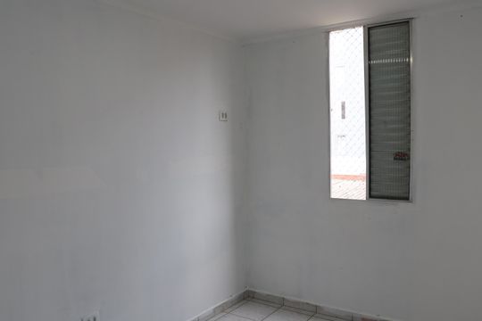Quarto 1 de apartamento para alugar com 2 quartos, 59m² em Conjunto Residencial José Bonifácio, São Paulo