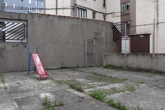 Área comum - Playground de apartamento para alugar com 2 quartos, 59m² em Conjunto Residencial José Bonifácio, São Paulo