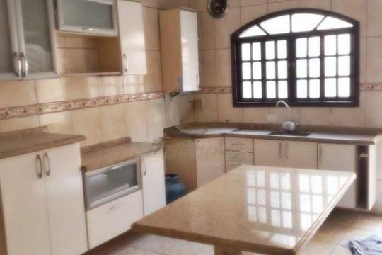 Casa à venda com 4 quartos, 213m² em Jardim Maria Eneida, Mauá