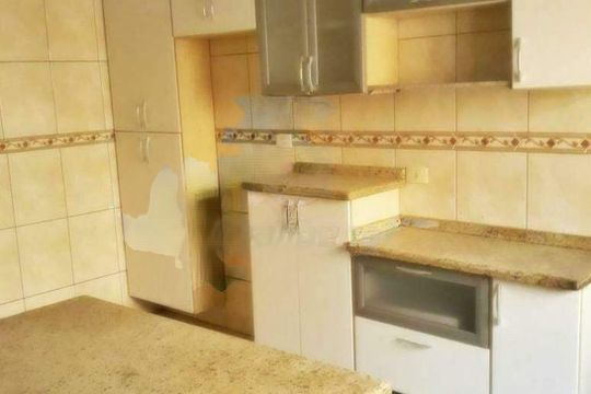 Casa à venda com 4 quartos, 213m² em Jardim Maria Eneida, Mauá