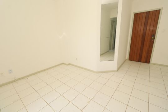Sala de apartamento para alugar com 3 quartos, 100m² em Imbuí, Salvador