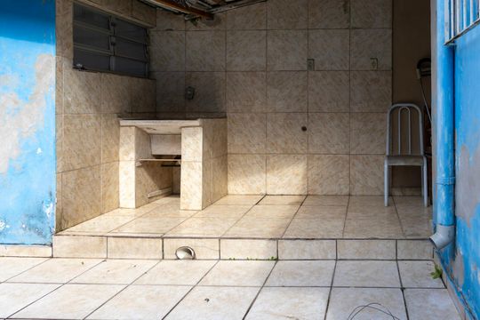 Área de serviço 2 de casa à venda com 2 quartos, 80m² em Jardim Haydee, Mauá