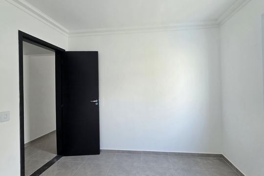 Suíte  de apartamento à venda com 2 quartos, 74m² em Parque Sao Vicente, Mauá