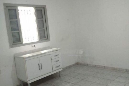 Casa à venda com 3 quartos, 240m² em RP9 (Regiões de Planejamento), Mauá