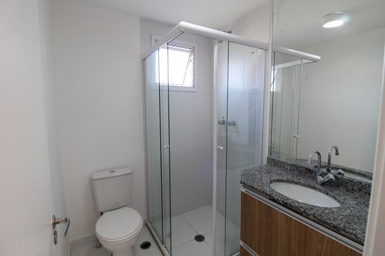 Banheiro do Quarto 2 de apartamento à venda com 2 quartos, 72m² em Vila Polopoli, São Paulo