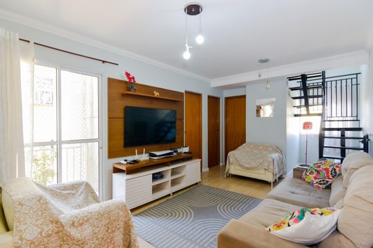 Apartamento à venda com 2 quartos, 82m² em Jardim Silvestre, Guarulhos