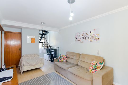 Sala de apartamento à venda com 2 quartos, 82m² em Jardim Silvestre, Guarulhos