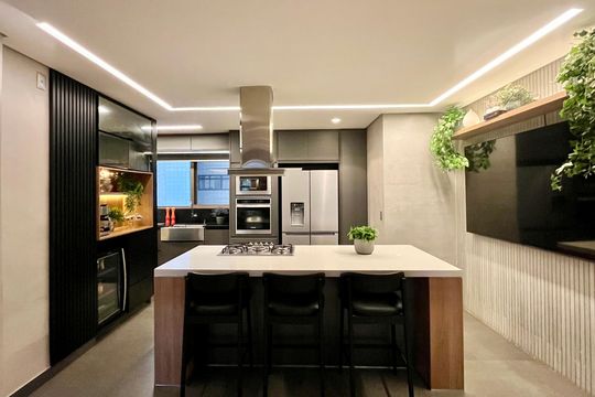 Apartamento à venda com 4 quartos, 232m² em Lourdes, Belo Horizonte