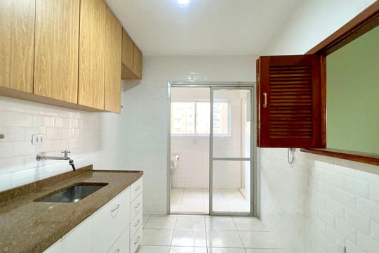 Cozinha de apartamento para alugar com 3 quartos, 83m² em Paraíso, São Paulo