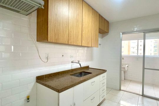Cozinha de apartamento para alugar com 3 quartos, 83m² em Paraíso, São Paulo