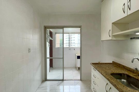 Cozinha de apartamento para alugar com 3 quartos, 83m² em Paraíso, São Paulo