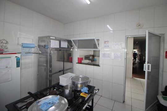 Cozinha de casa à venda com 4 quartos, 460m² em Jardim Santa Cruz, São Paulo