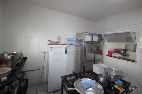 Cozinha de casa à venda com 4 quartos, 460m² em Jardim Santa Cruz, São Paulo