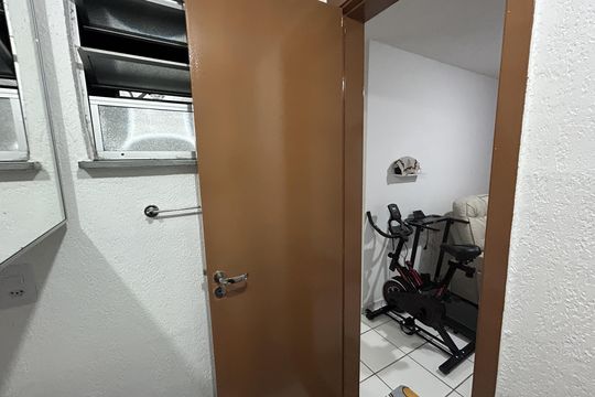 Banheiro da Suíte de apartamento para alugar com 2 quartos, 52m² em Guadalupe, Rio de Janeiro