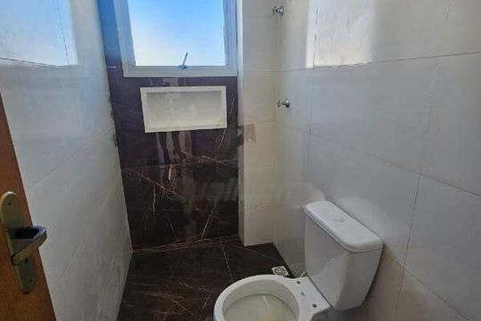 Apartamento à venda com 2 quartos, 58m² em Jardim Santa Lidia, Mauá