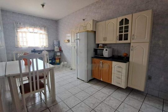 Casa à venda com 3 quartos, 260m² em Parque Sao Vicente, Mauá
