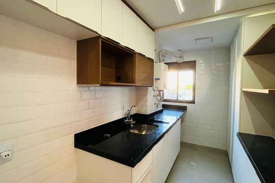 Cozinha de apartamento para alugar com 2 quartos, 50m² em Botafogo, Campinas
