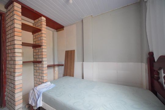 Quarto 2 de apartamento para alugar com 2 quartos, 70m² em Canasvieiras, Florianópolis