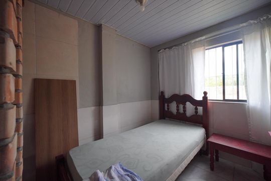 Quarto 2 de apartamento para alugar com 2 quartos, 70m² em Canasvieiras, Florianópolis