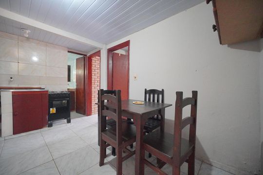 Apartamento para alugar com 2 quartos, 70m² em Canasvieiras, Florianópolis