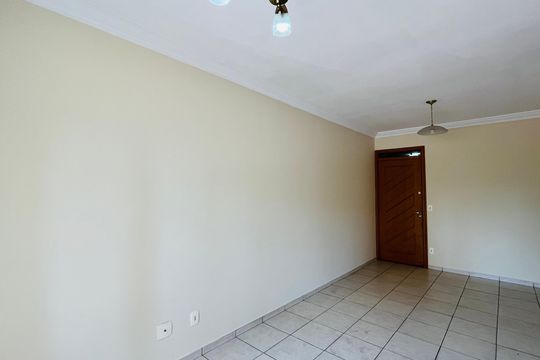 Apartamento à venda com 2 quartos, 80m² em Vila Itapura, Campinas