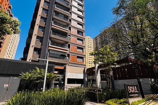 Fachada de apartamento para alugar com 1 quarto, 50m² em Alphaville Industrial, Barueri
