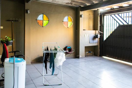 Área externa de casa para alugar com 2 quartos, 110m² em Vila Bocaina, Mauá