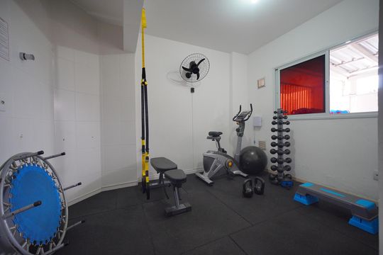 Academia de apartamento para alugar com 2 quartos, 76m² em Barreiros, São José