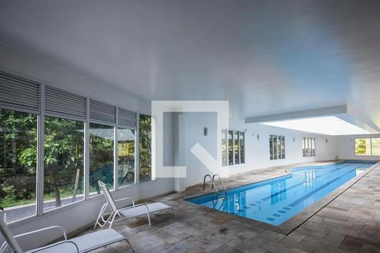 Área comum - Piscina de apartamento para alugar com 1 quarto, 84m² em Vila Andrade, São Paulo