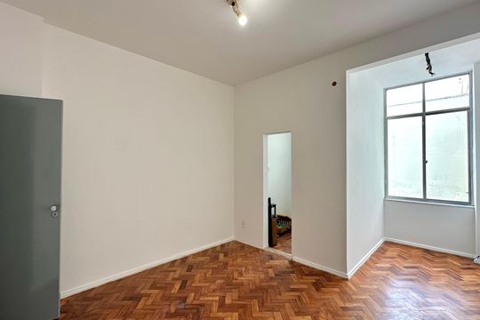 Apartamento para alugar com 2 quartos, 70m² em Copacabana, Rio de Janeiro