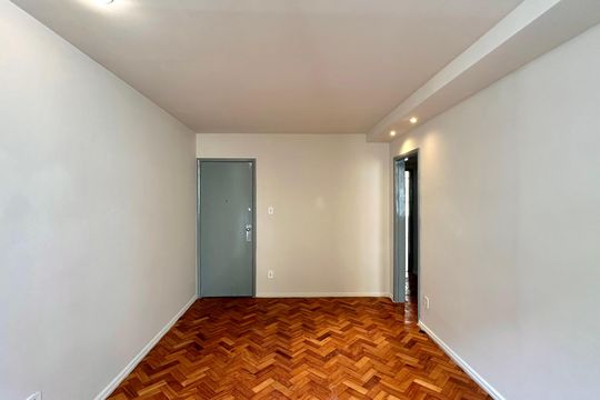 Apartamento para alugar com 2 quartos, 70m² em Copacabana, Rio de Janeiro