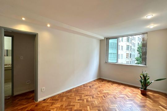 Apartamento para alugar com 2 quartos, 70m² em Copacabana, Rio de Janeiro
