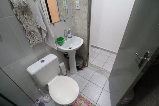 Banheiro de casa à venda com 3 quartos, 378m² em Havaí, Belo Horizonte