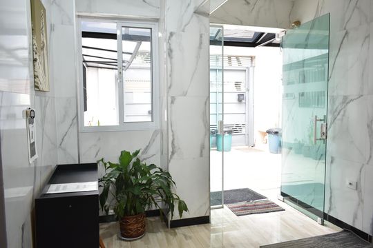 Hall de entrada de kitnet/studio para alugar com 0 quarto, 18m² em Planalto Paulista, São Paulo