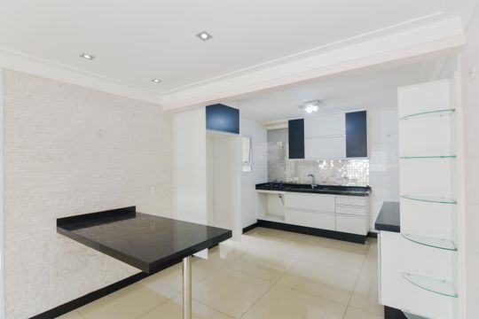 Cozinha de apartamento para alugar com 3 quartos, 95m² em Vila Augusta, Guarulhos