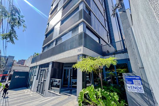 Fachada com Plaquinha de kitnet/studio à venda com 1 quarto, 32m² em Vila Gomes Cardim, São Paulo