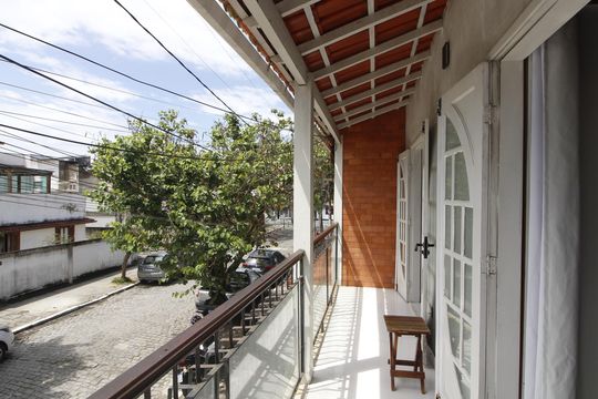 Varanda de casa para alugar com 3 quartos, 100m² em Centro, Cabo Frio
