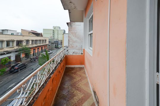 Varanda Casa 2 de casa à venda com 6 quartos, 387m² em Lagoinha, Belo Horizonte