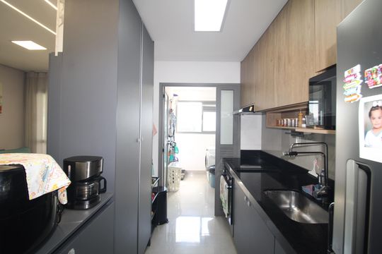 Cozinha de apartamento à venda com 2 quartos, 73m² em Parada Inglesa, São Paulo