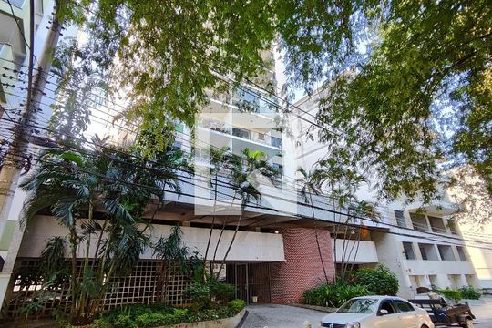 Fachada de apartamento para alugar com 3 quartos, 93m² em Grajaú, Rio de Janeiro