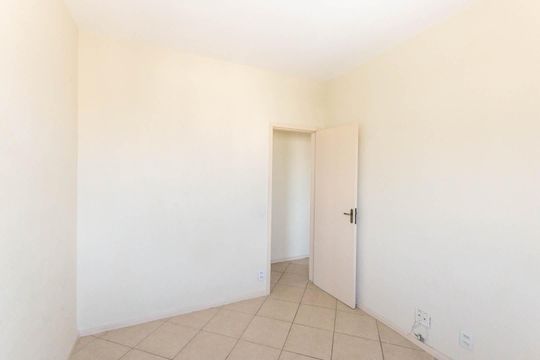 Quarto 1 de apartamento para alugar com 3 quartos, 93m² em Grajaú, Rio de Janeiro